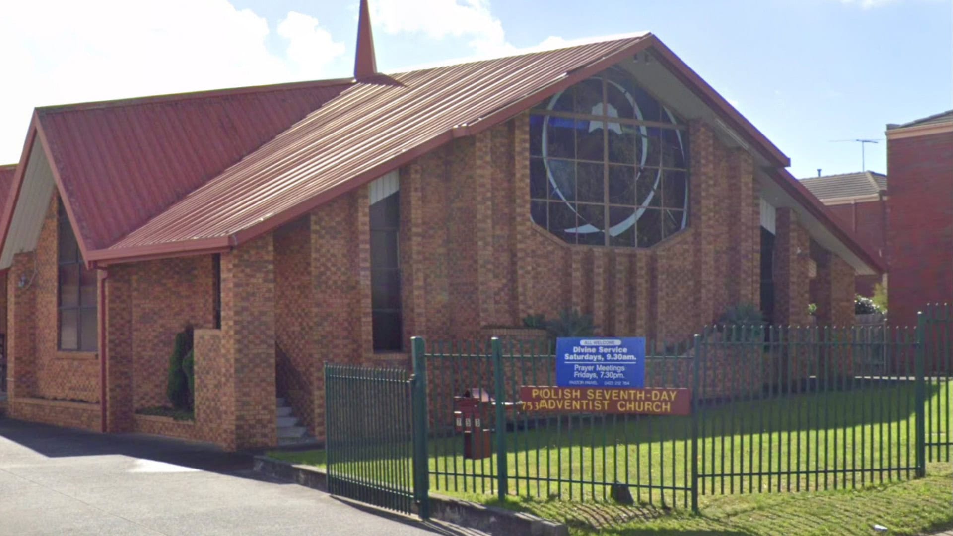 Wantirna Polish Church Cover Image
